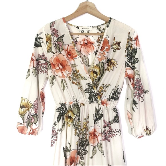 Hailey & Co Dresses & Skirts - Beautiful High Low Ruffled Floral Print Dress